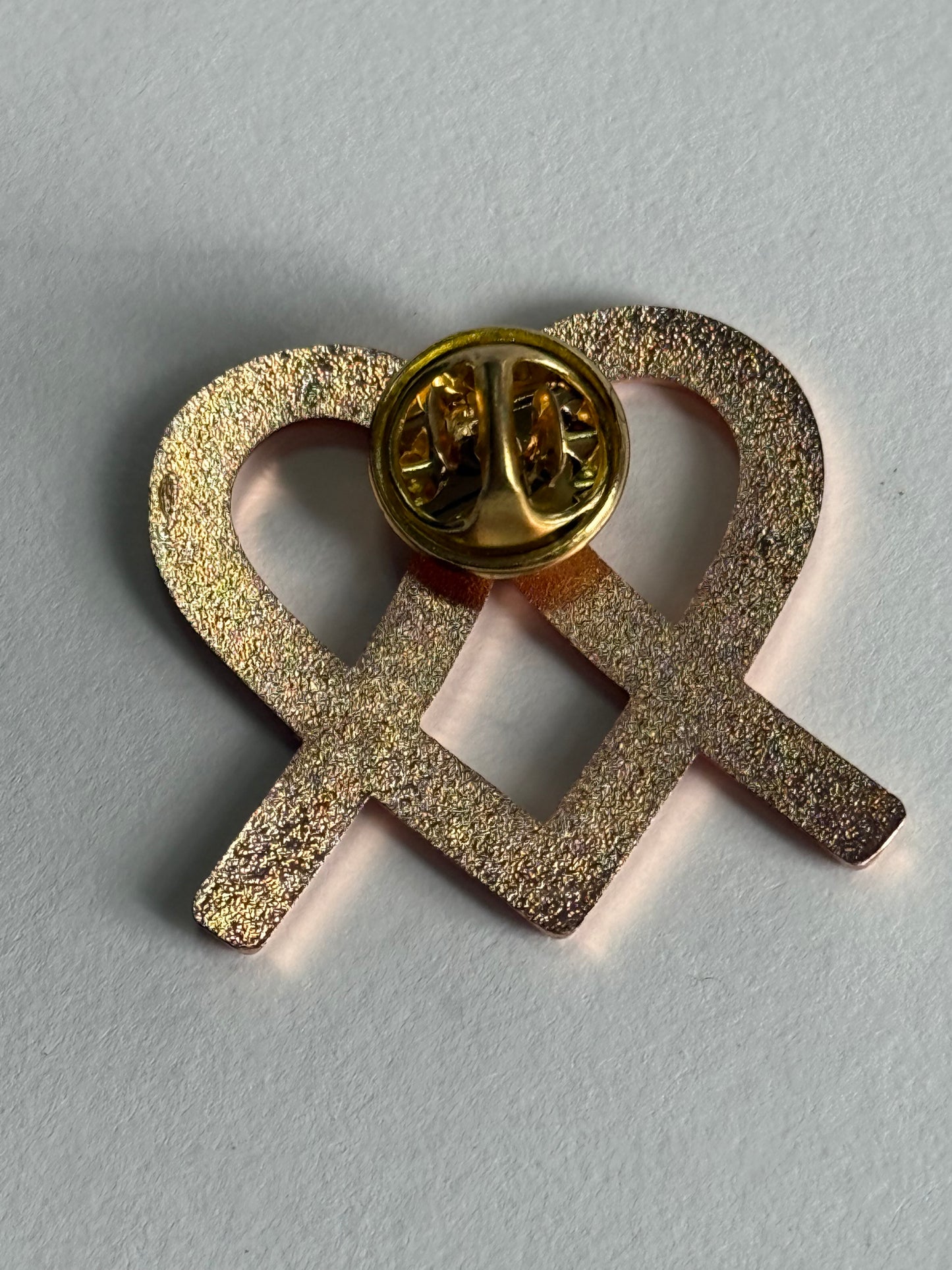 Packs of 10 Lapel pins for Authorised Fundraisers